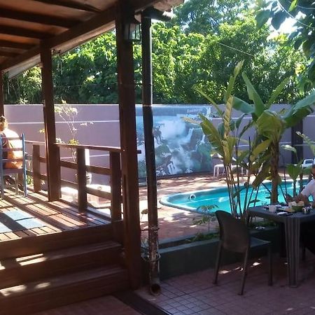 Residencial Noelia Hostel Puerto Iguazú Exteriér fotografie
