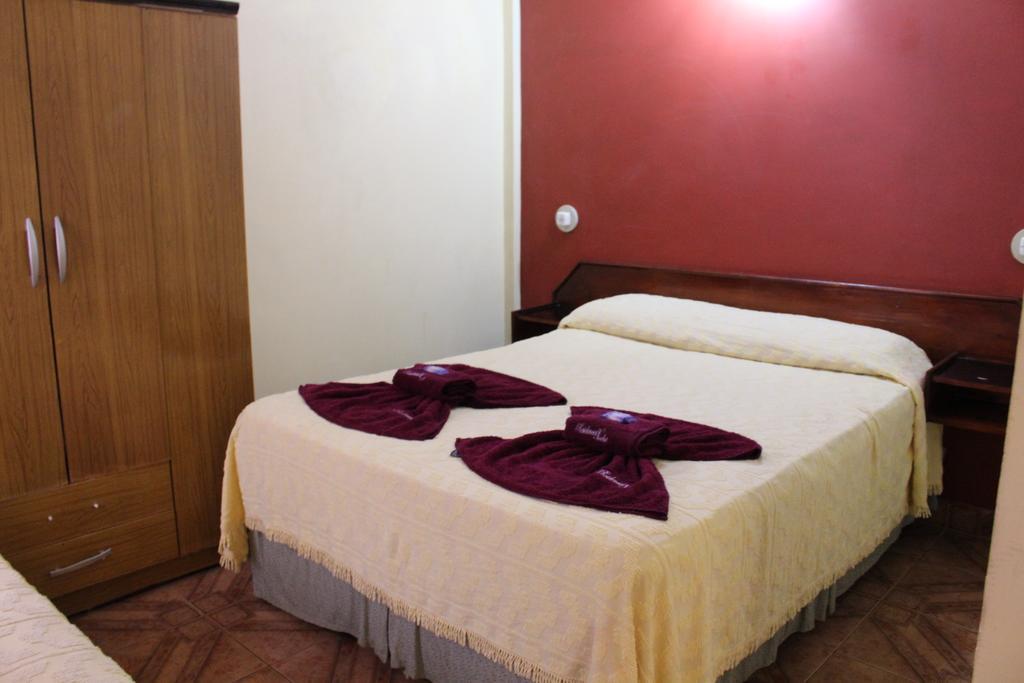 Residencial Noelia Hostel Puerto Iguazú Exteriér fotografie