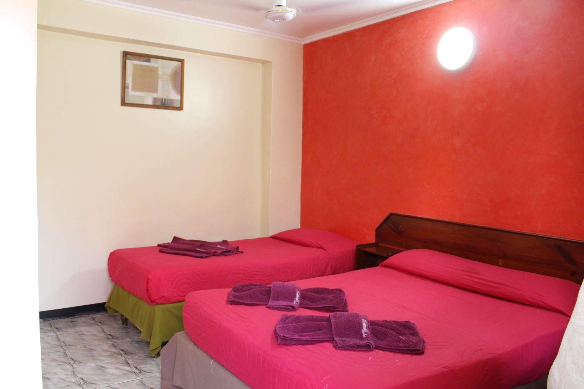 Residencial Noelia Hostel Puerto Iguazú Exteriér fotografie