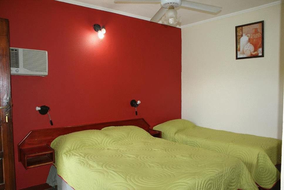 Residencial Noelia Hostel Puerto Iguazú Exteriér fotografie